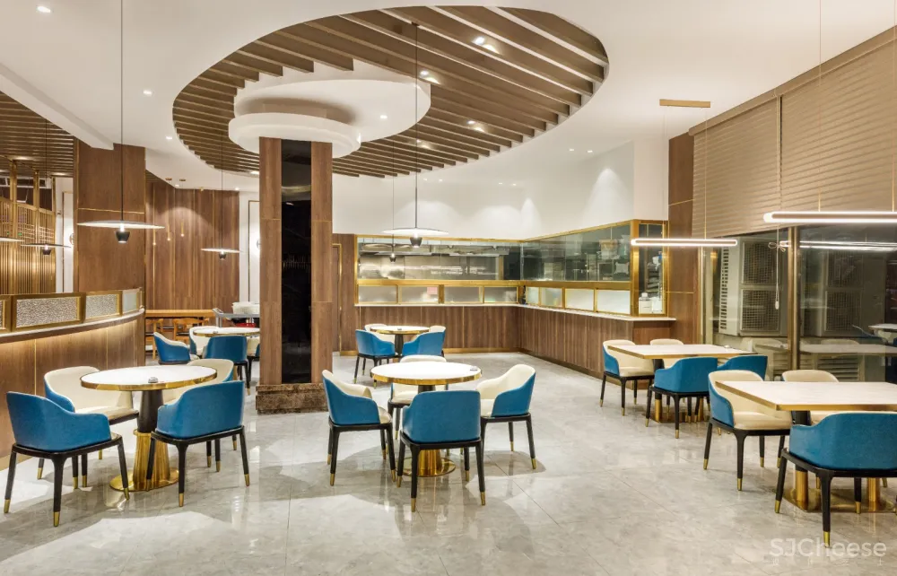 朗生 | 小城故事餐厅