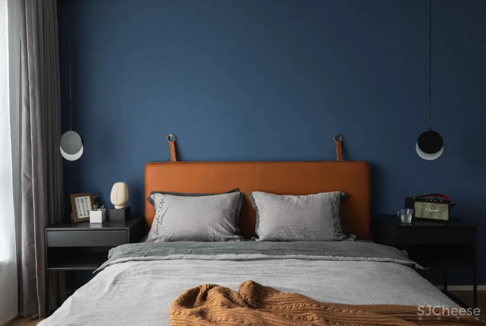 阳光大男孩买下147㎡，把「音乐会」搬进黑白灰的个性之家