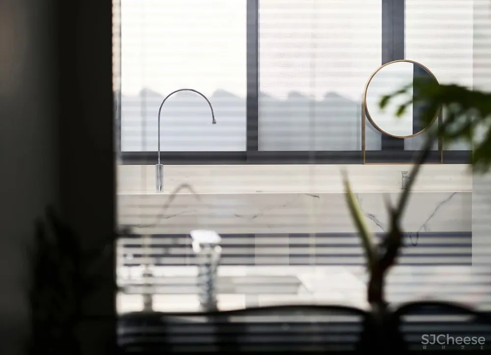 560m² 向心而居大宅，充盈着生活与艺术气息的设计师之家