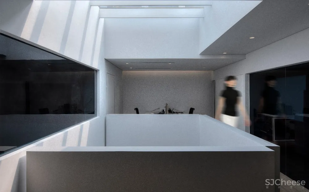 创本设计｜在“极简”中体验“舍得” [纳维广告办公总部]