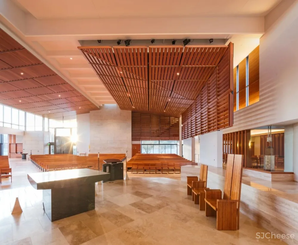 Churches丨灵魂的救赎所