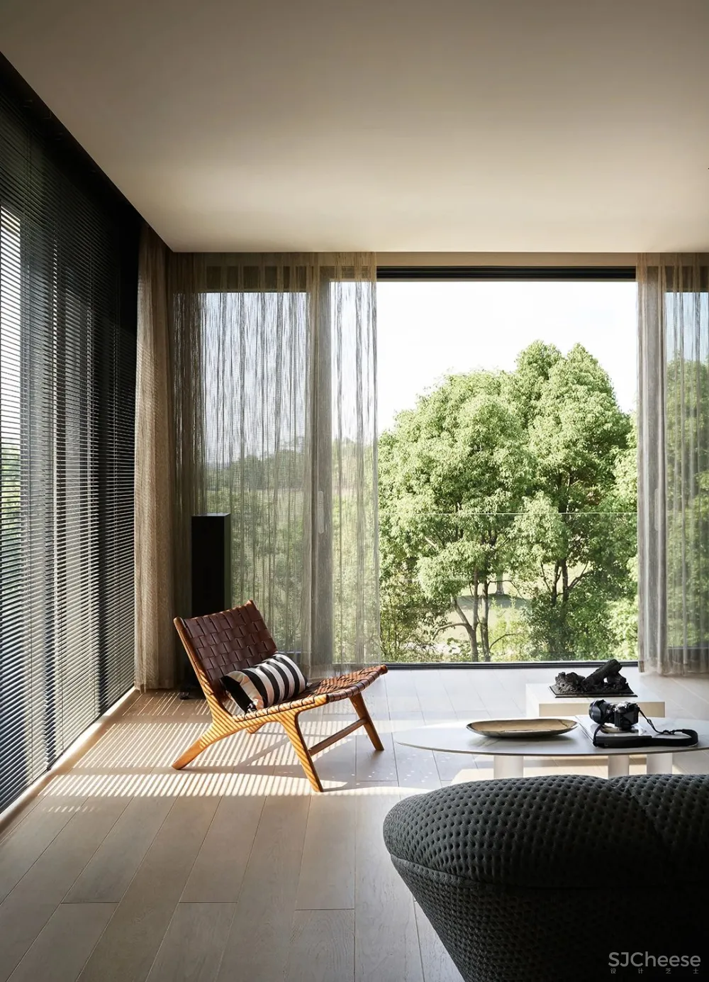 560m² 向心而居大宅，充盈着生活与艺术气息的设计师之家