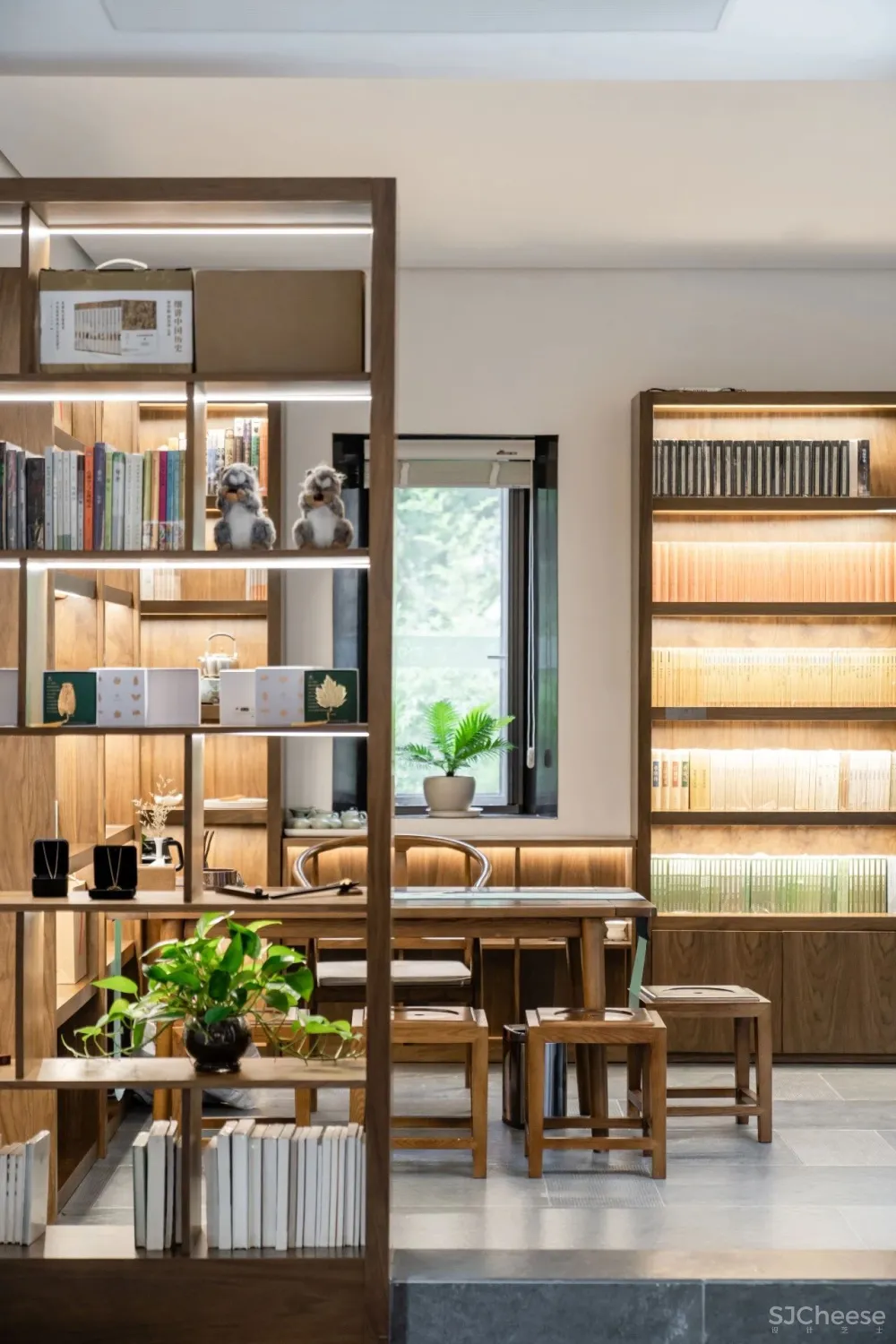 云里安凹：从14户普通民房到142亩精致山居，一座平凡村落的进化史