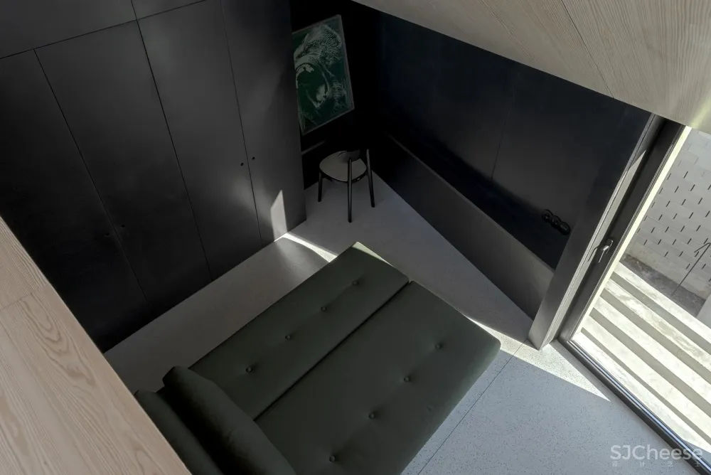 一个有生命力的居住容器 破碎之家 NPS Arquitectos