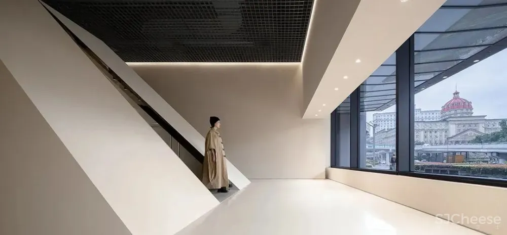 气氛很到位-如何看待当代先锋与本土创新 ！