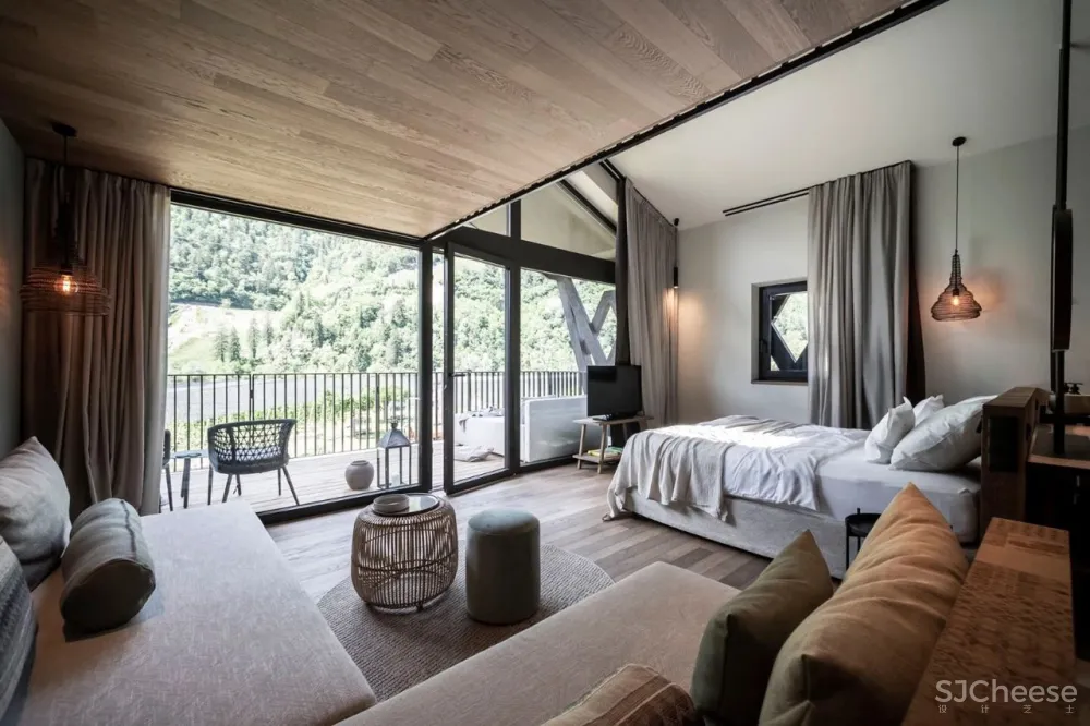 酒店往“土”里玩,设计向高处走!于山野中盛放的苹果园竟也成为了最佳的度假胜地