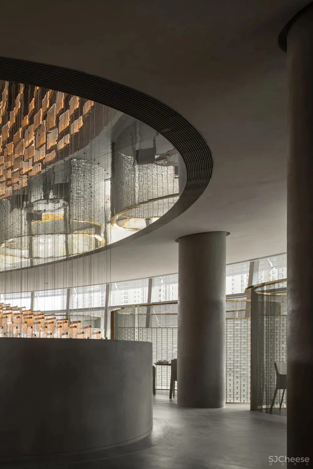 时尚前卫设计,缔造无限可能的灰度空间!