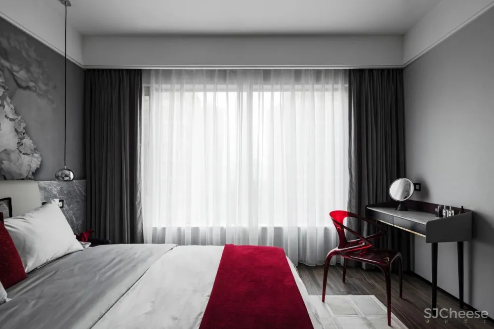 质感低调柔和,优雅不张扬!