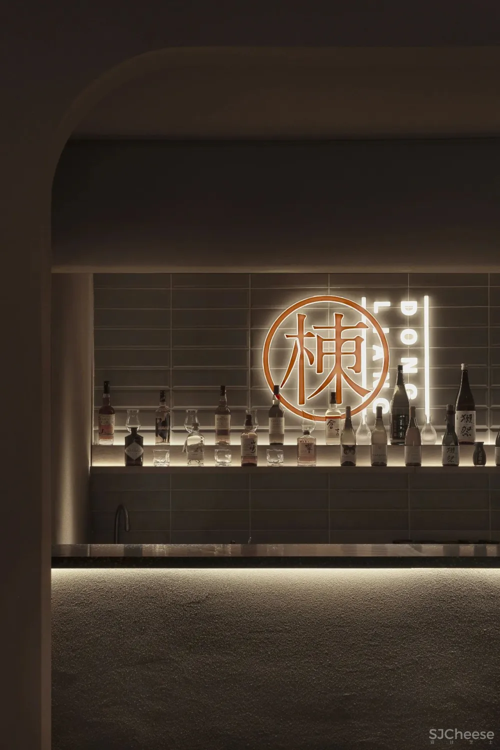 130㎡木质简约空间,兼顾传统与现代的神秘之美!