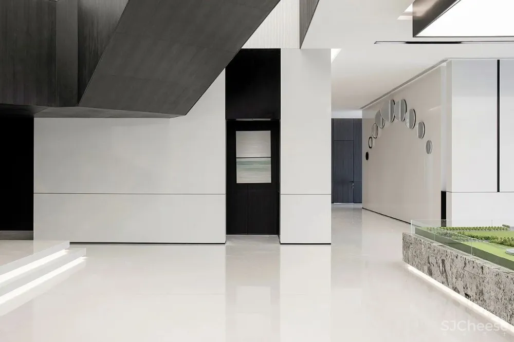 干净利落的现代设计,成就一脉相承的恢弘气韵!