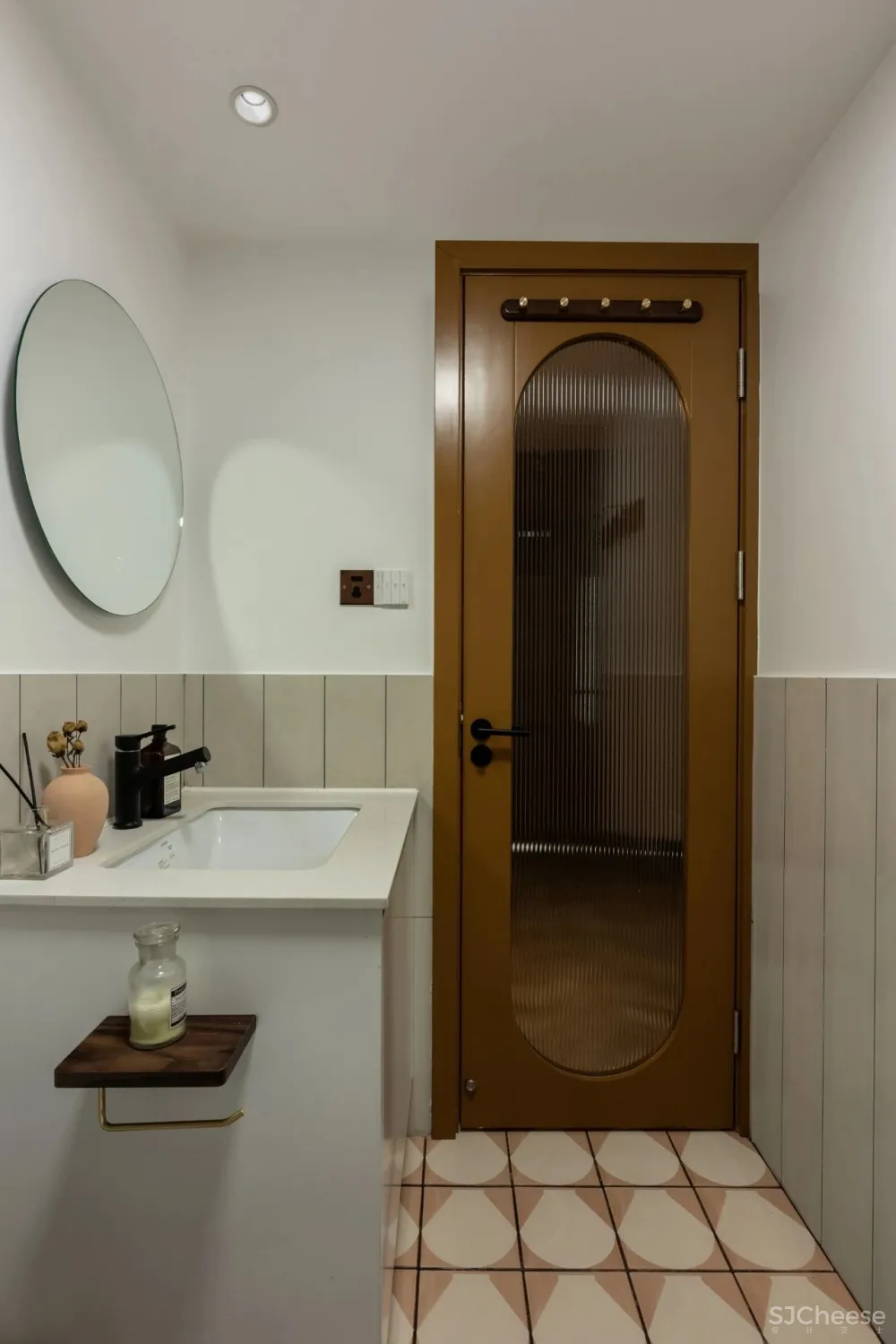 93m²二手房重塑！大胆挑战美妆界“脏橘色”！网友：真的美翻了！