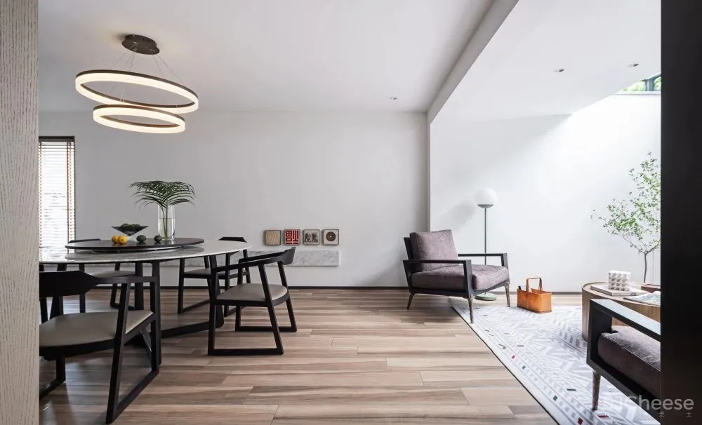 610㎡简约大宅,随心所欲的宁静与自由!