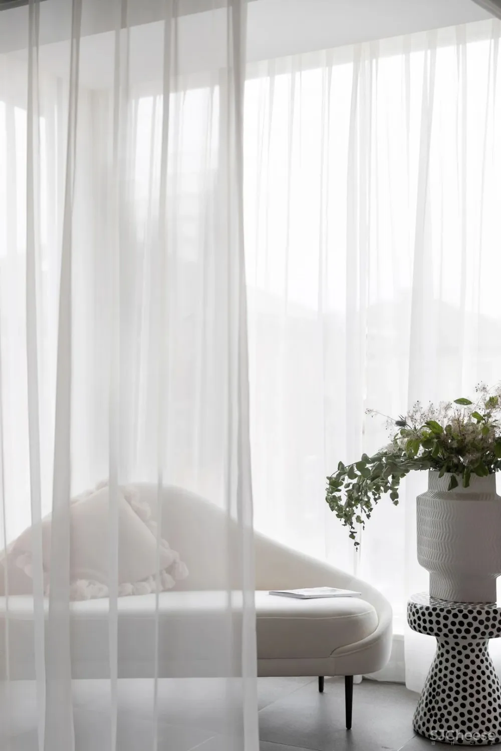 浙江安吉：LANHOME新作 “光影戏法”交叠空间 打造绝艳高级美！