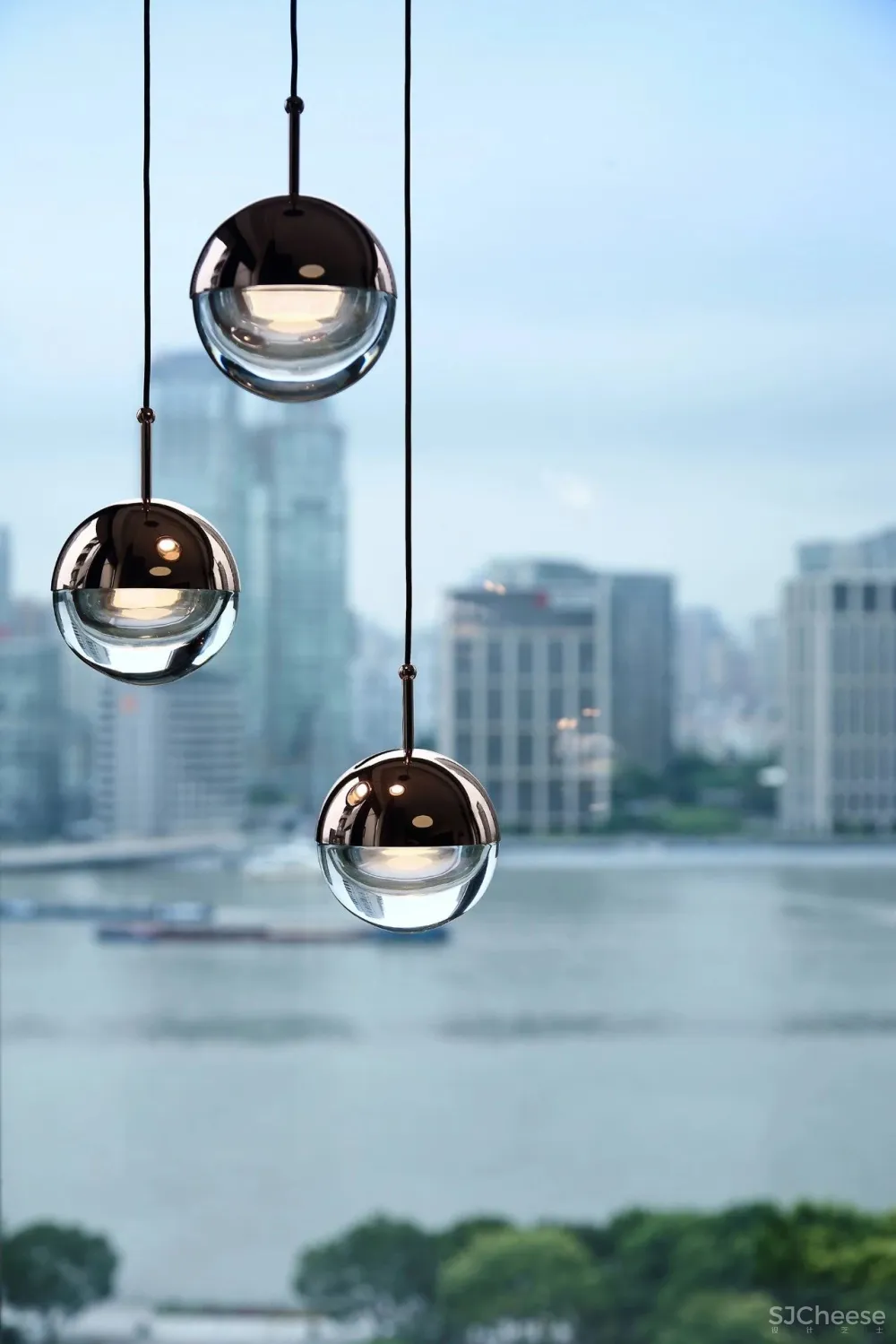 轻奢雅灰美宅:转了半个地球的沪上业主直言,好的地方还是家