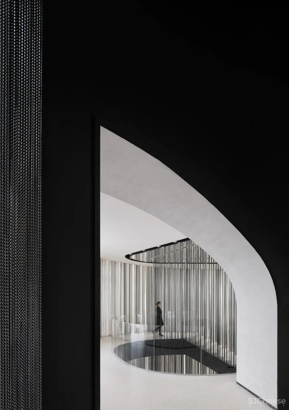 LWK PARTNERS丨2500㎡重庆江山雲出 • Legend未来人居艺术馆