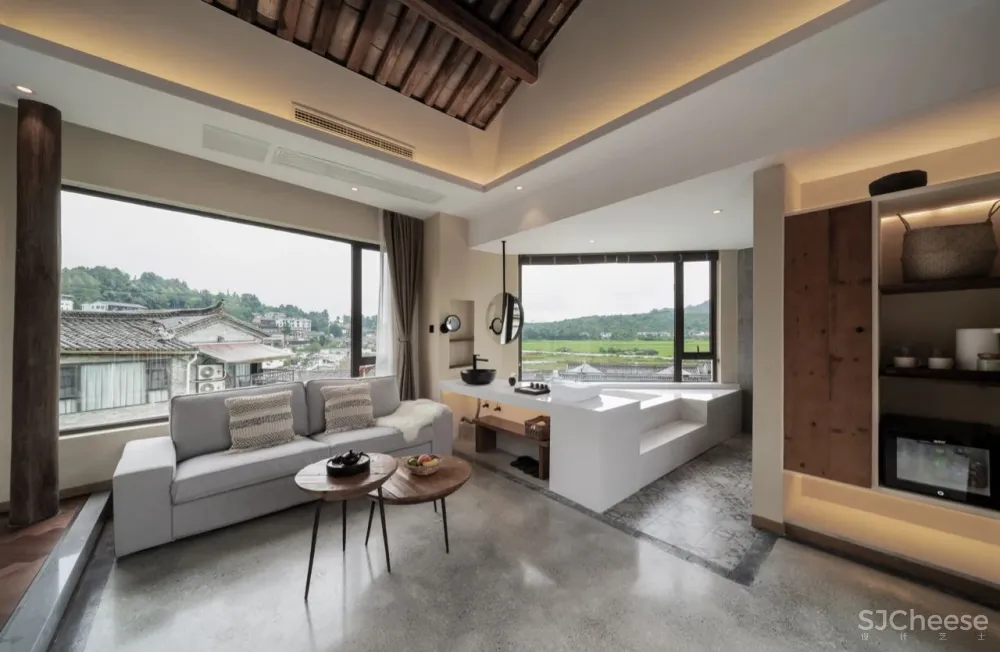 告别人从众！这个被低估的“西南小瑞士”，被稻田火山与古老温泉所拥抱，600年边陲小城的魅力，人见人爱！