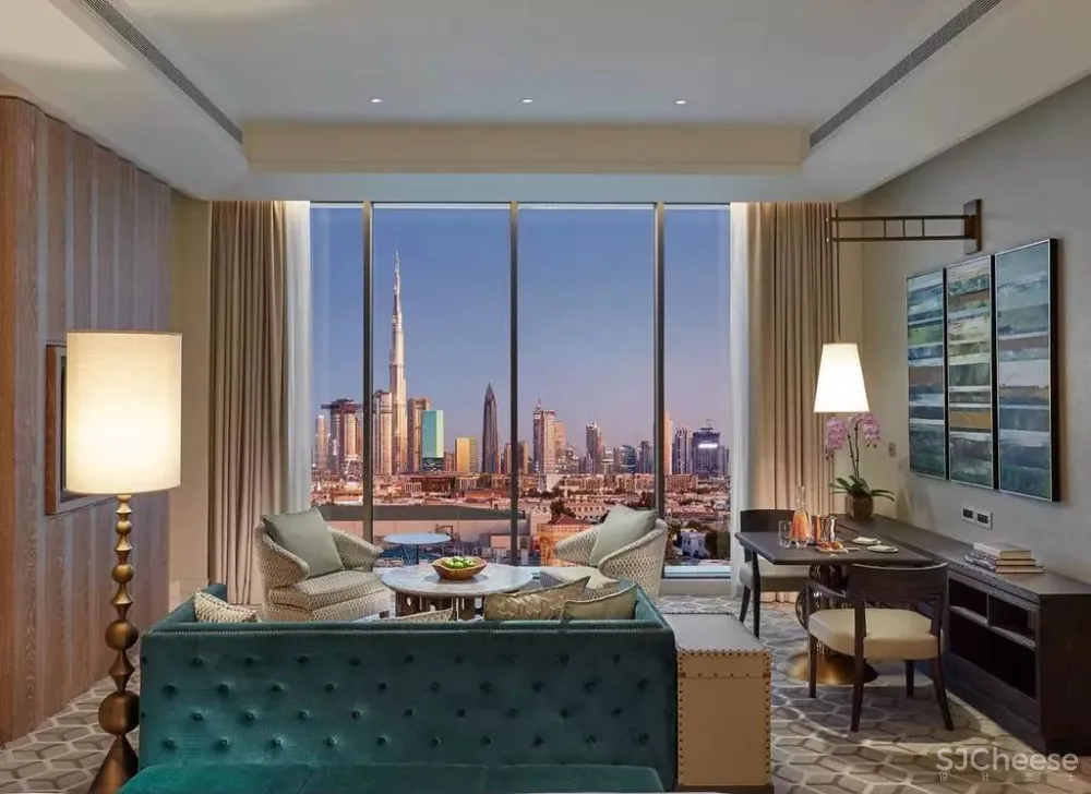 【11万住一晚】中东第一家扇子酒店 迪拜朱美拉文华东方!