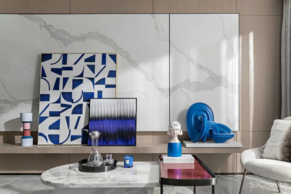 收集着夏季的色彩，刻画空间的美，时尚而又高级的生活美学气息。