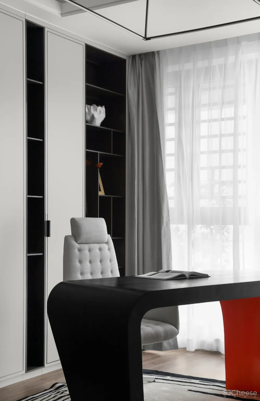 设计师丁捷:270㎡现代极简大宅,繁华之中的静谧空间