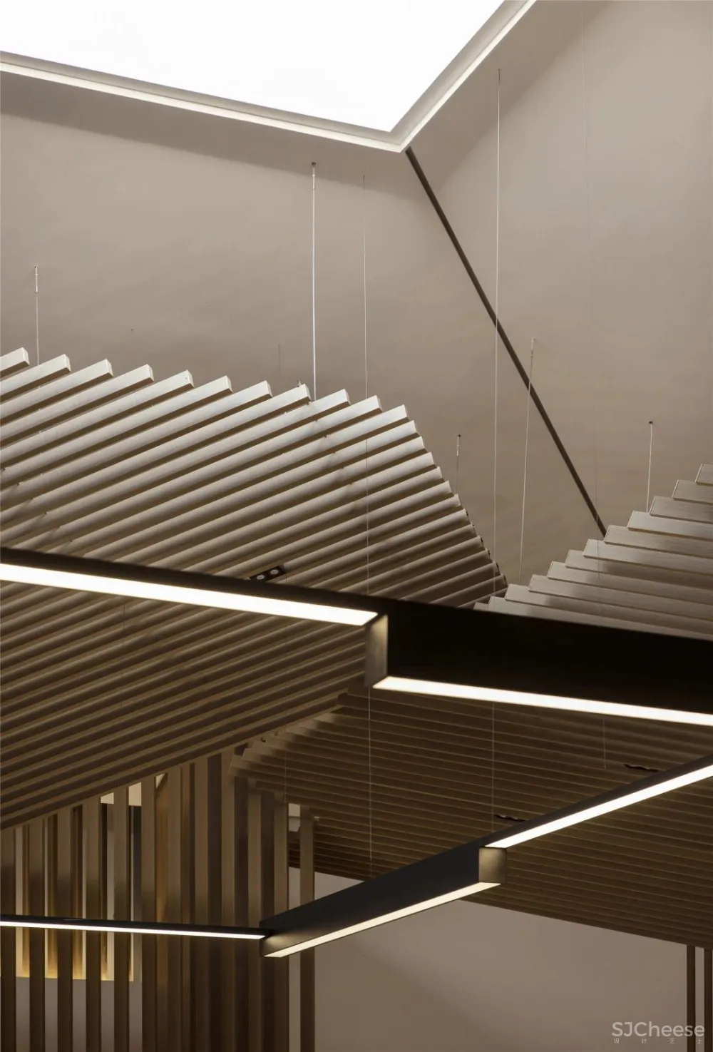 光影的几何丨唐忠汉新作