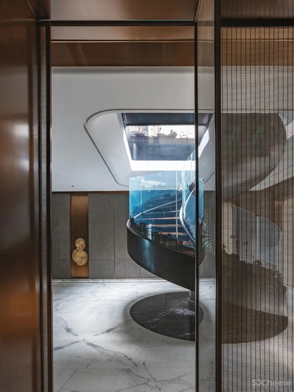 移步梦蓝美景,探寻安然意境 刘姮