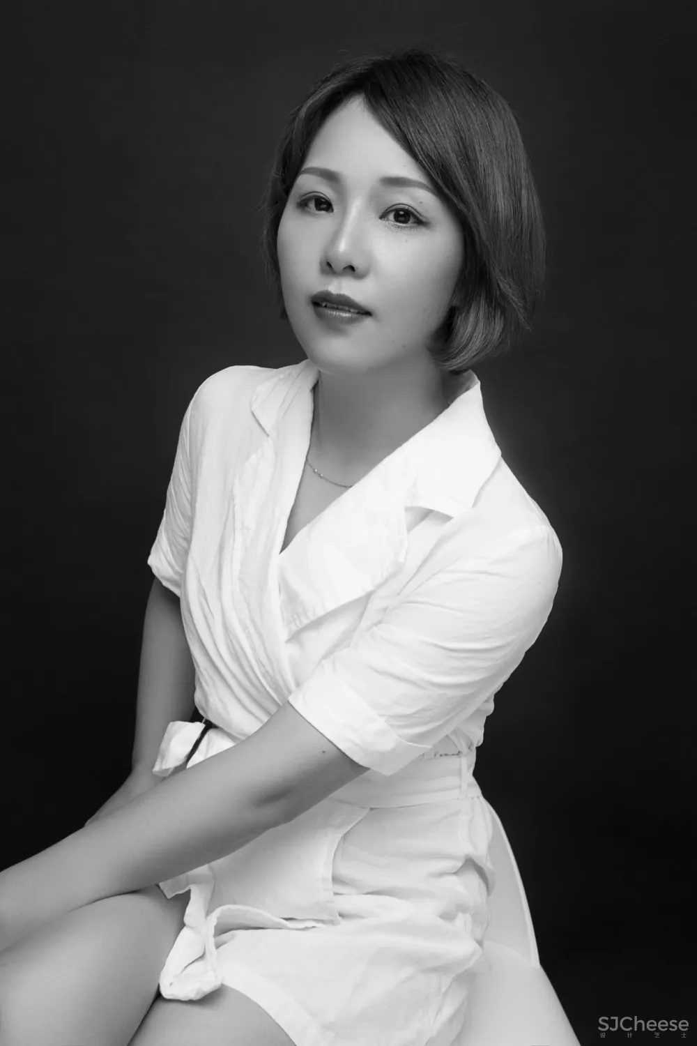 张津玮:木与石、黑与白,回归家的烟火气