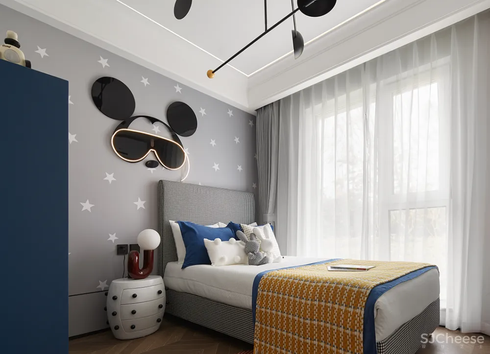 岳蒙：艺术灵性，驾驭自由生活！