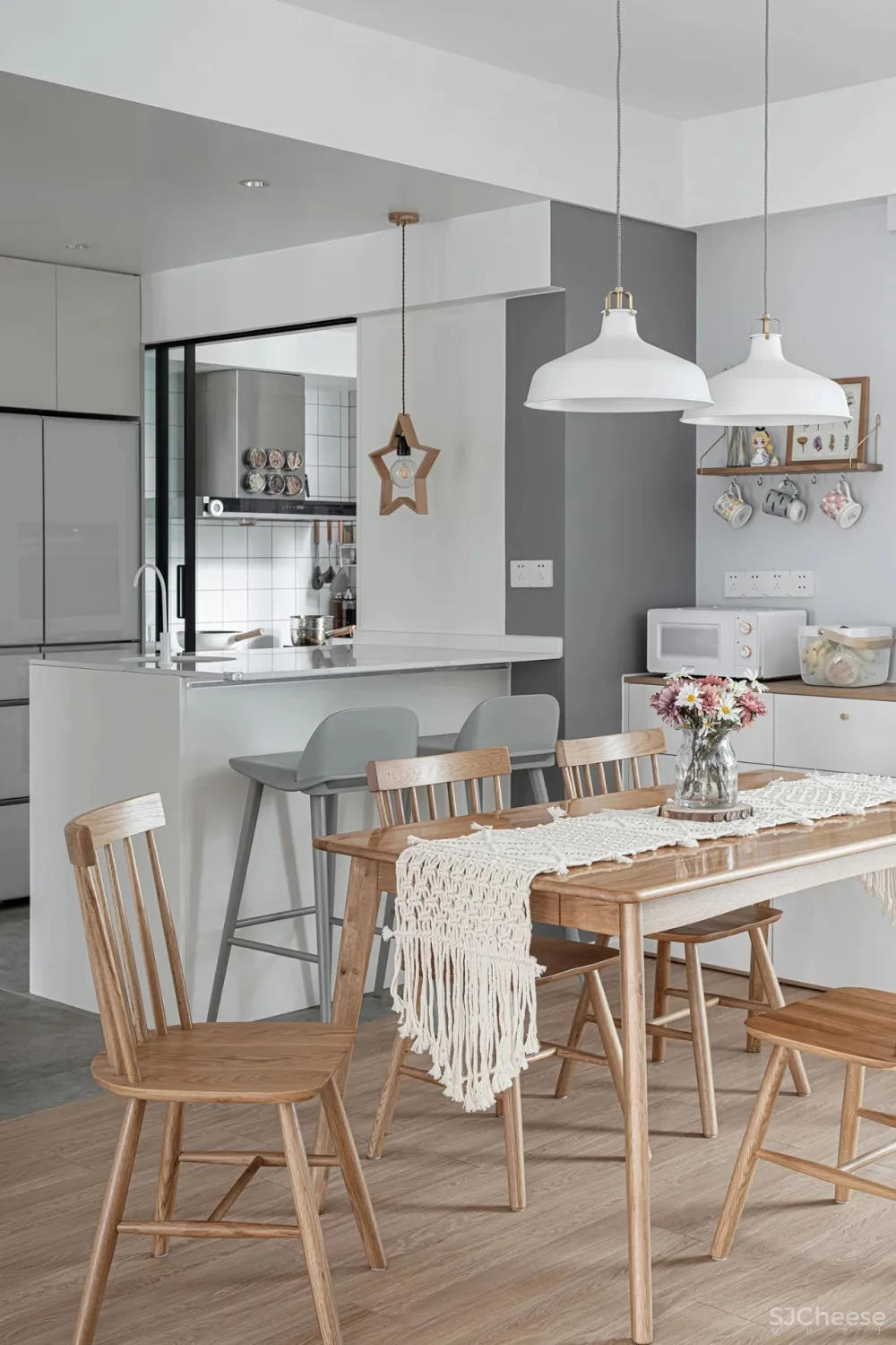 木、白、灰，素雅宁静的慢生活家居 予以设计