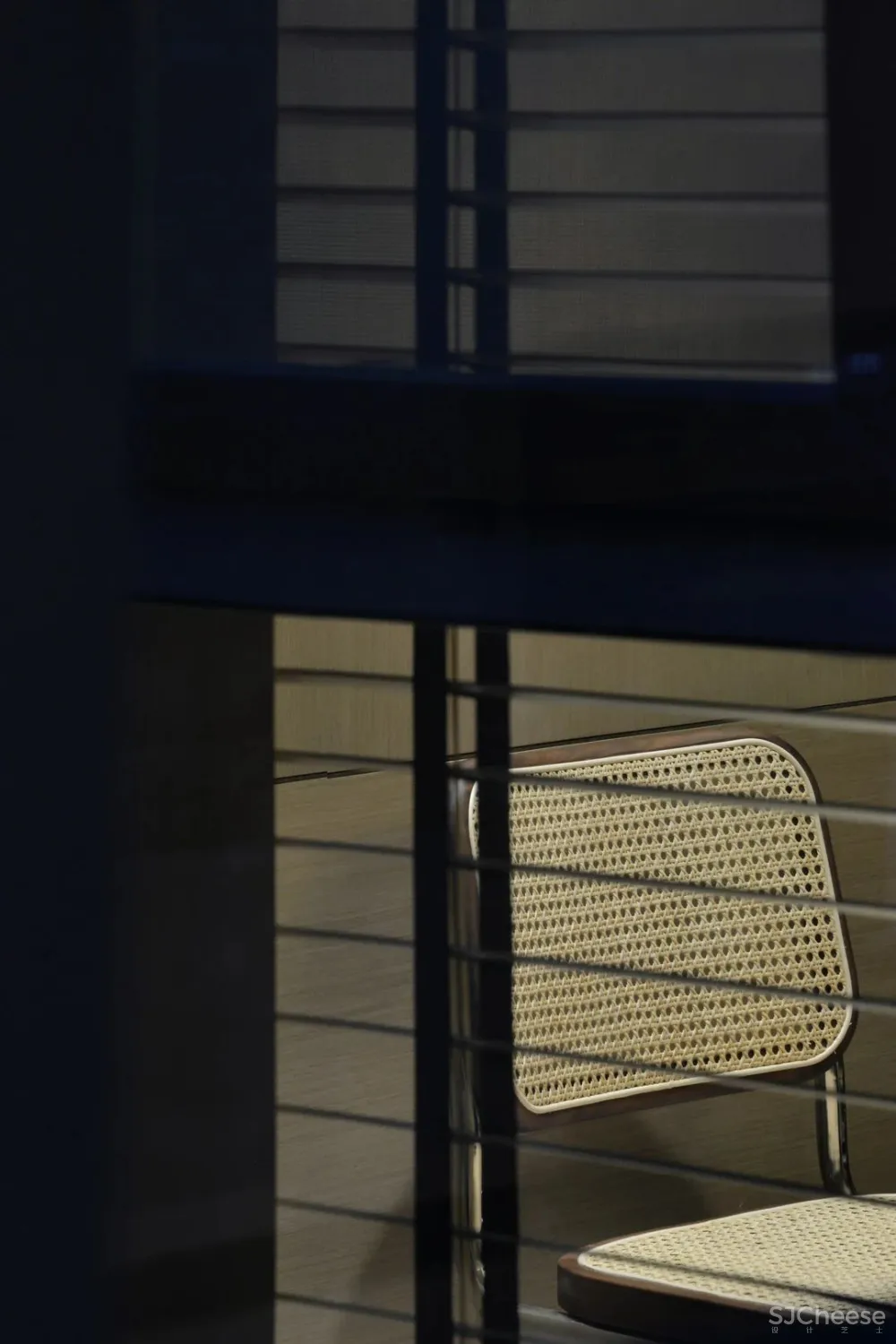 168㎡黑白木质空间,纯净与心安才是家的模样!