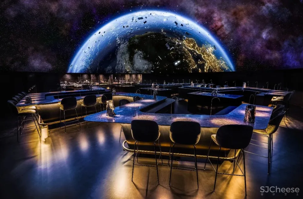 90后大厨打造沉浸式餐厅设计,颠覆传统用餐体验,连大门都出乎意料......