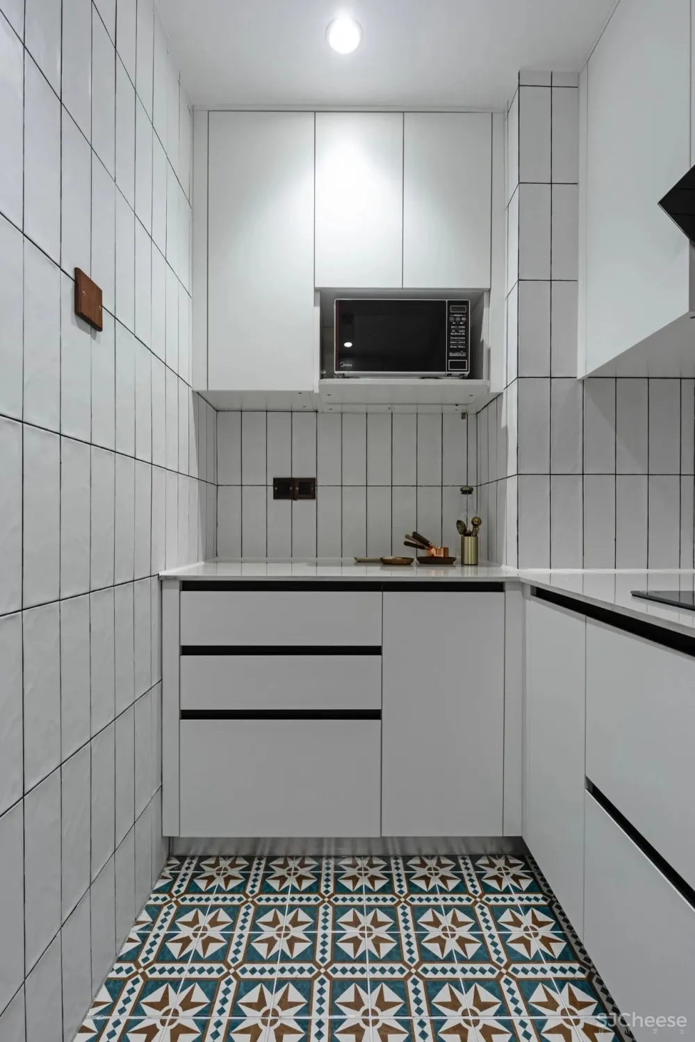 93m²二手房重塑！大胆挑战美妆界“脏橘色”！网友：真的美翻了！