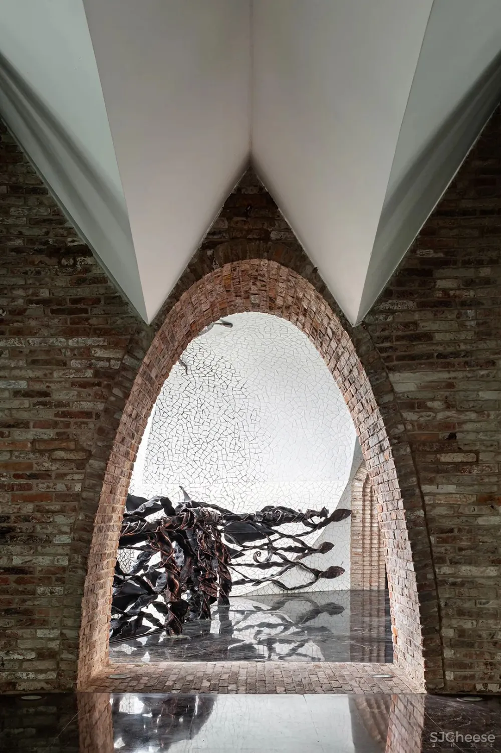 Marisfrolg 总部,时尚与艺术的完美融合,惊艳深圳