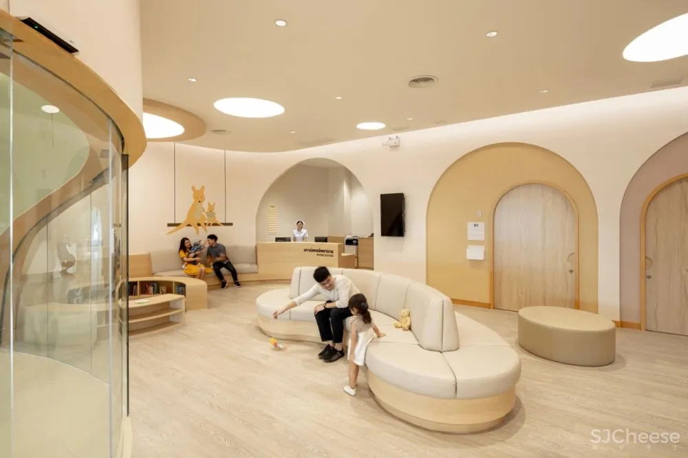 泰国这家儿童医院,设计的像个游乐场,让孩子不再害怕看病!