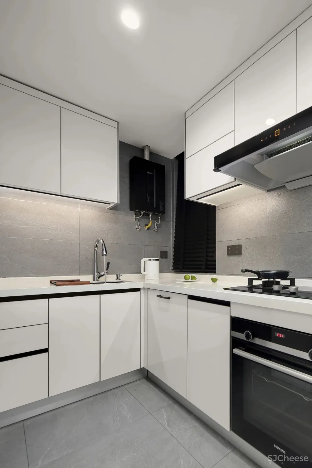 界面穿插、体块交叠,层次丰富的多维空间 云行设计