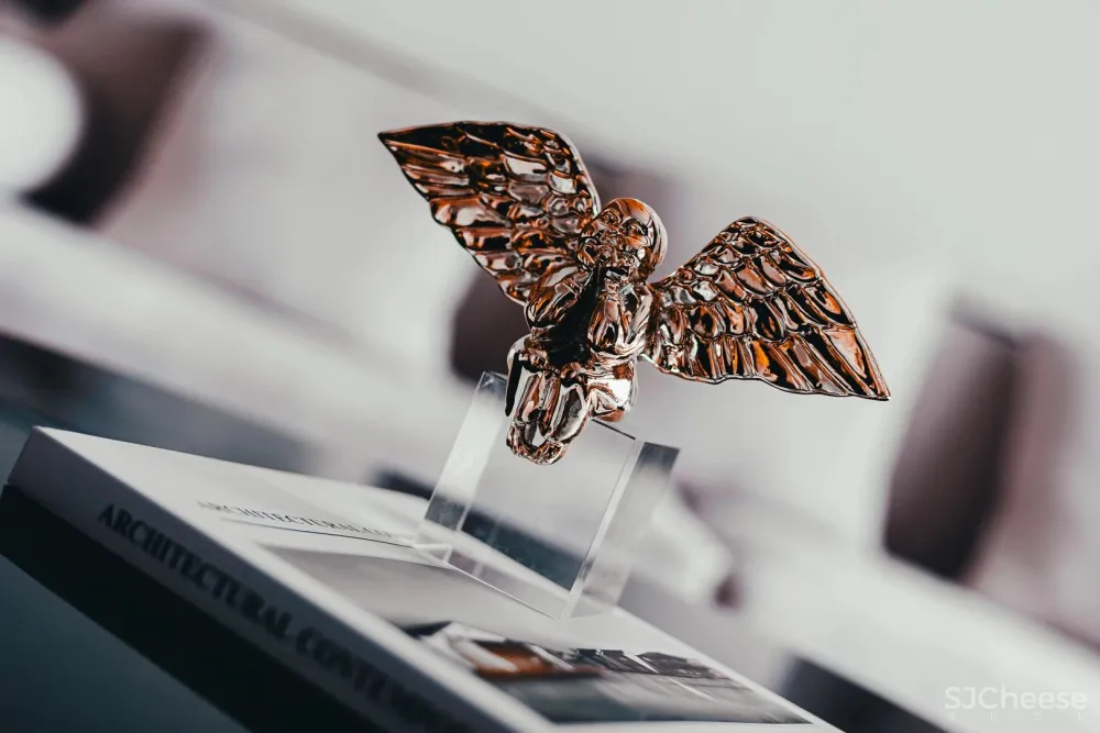 本白设计:栩栩合居