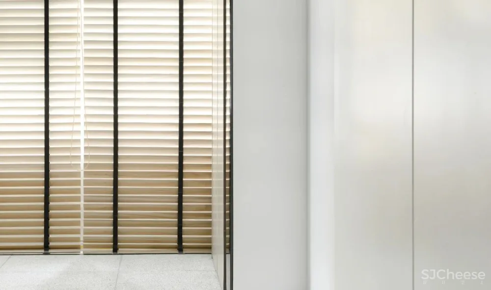 168㎡黑白木质空间,纯净与心安才是家的模样!