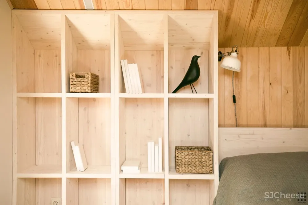 INTERIOR DESIGN SMUGA