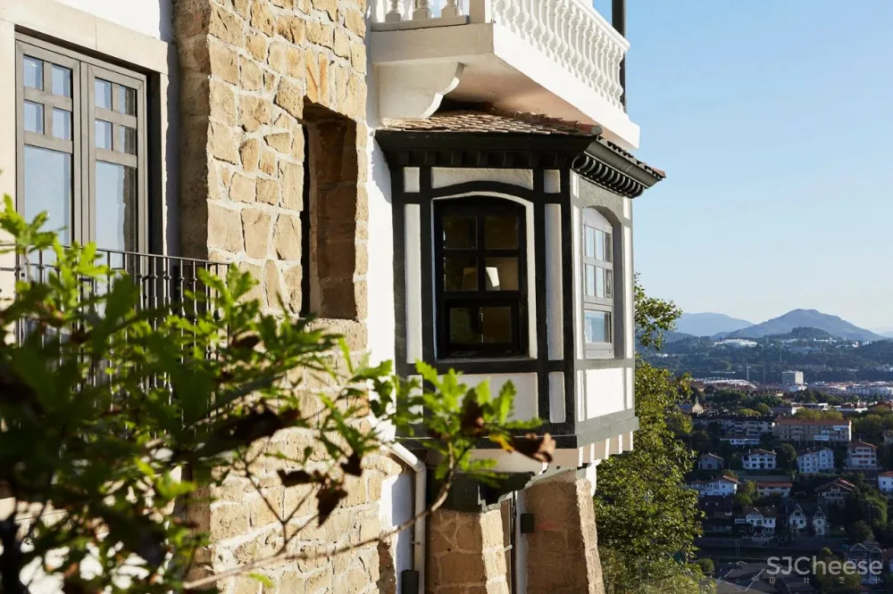 Mendi Argia Boutique Hotel in San Sebastian by Openhouse Studio.