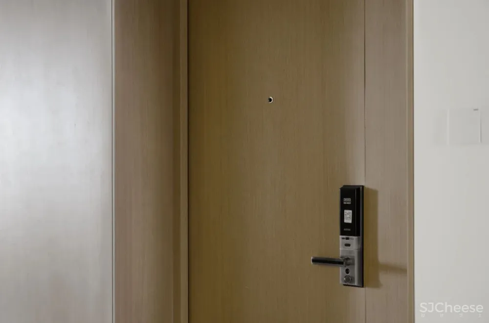 168㎡黑白木质空间,纯净与心安才是家的模样!