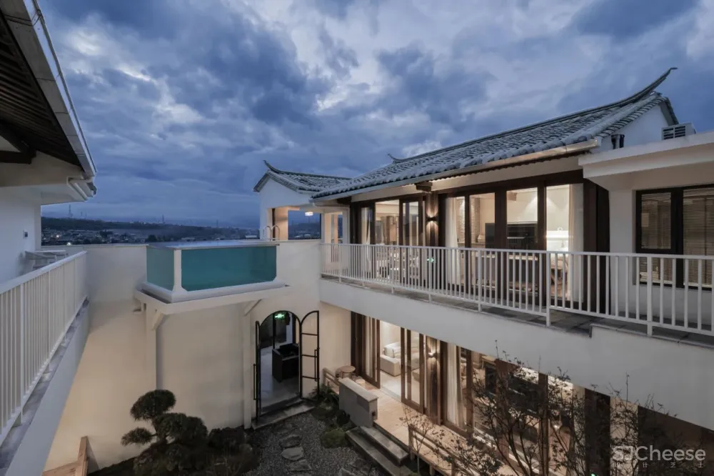 告别人从众！这个被低估的“西南小瑞士”，被稻田火山与古老温泉所拥抱，600年边陲小城的魅力，人见人爱！