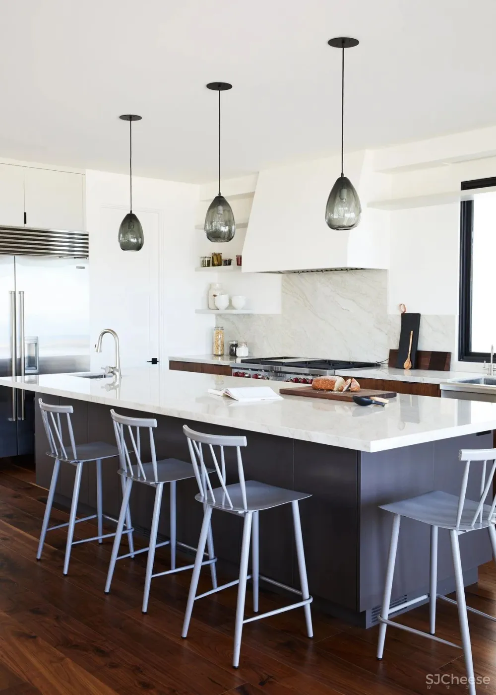 颠覆审美为空间注入质朴情感