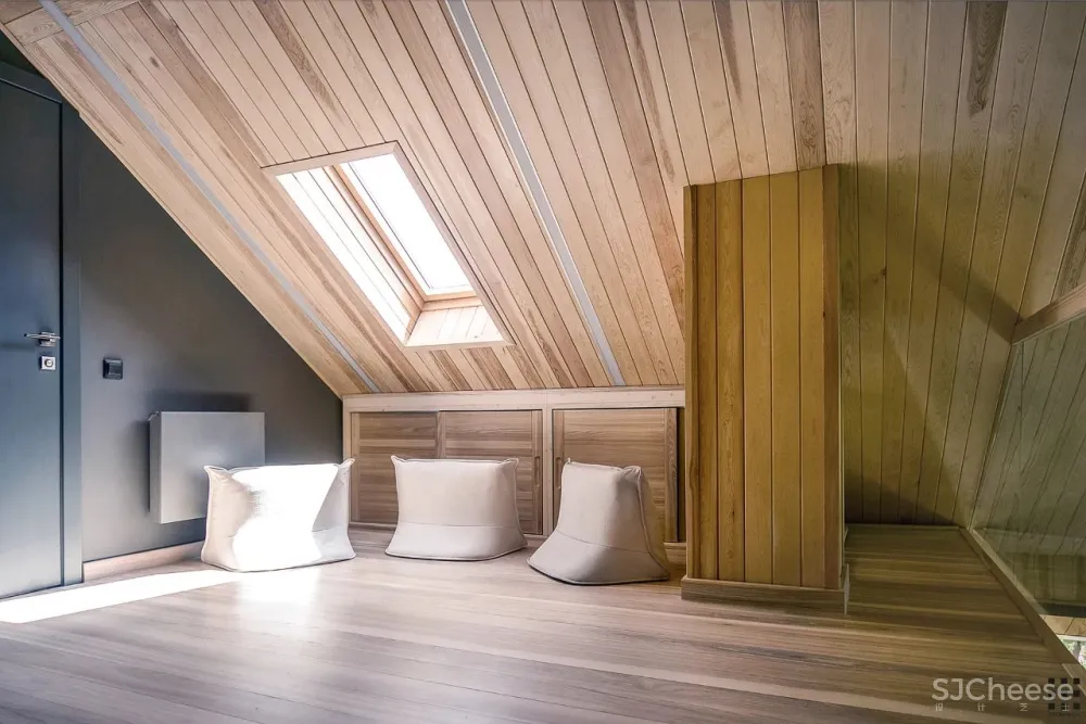 INTERIOR DESIGN SMUGA