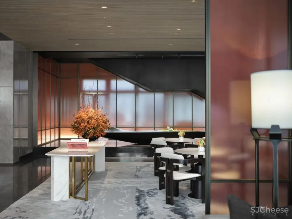 福建平潭滨海鼎新崇文府售楼 处李益中