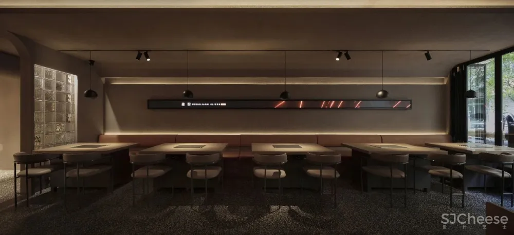 130㎡木质简约空间,兼顾传统与现代的神秘之美!