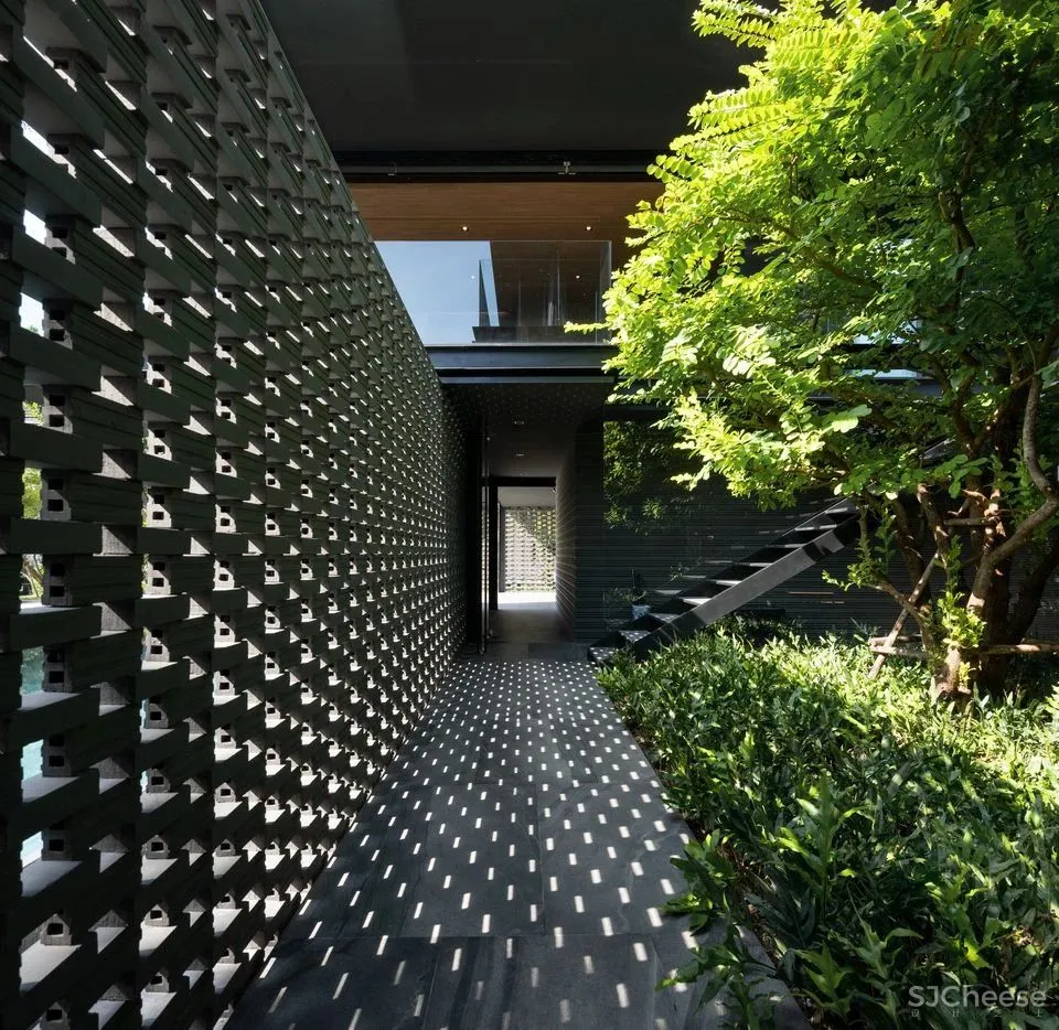 泰国机师450㎡的家,与阳光绿意一起呼吸!