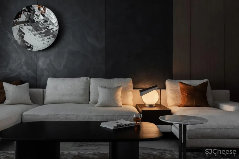 质感低调柔和,优雅不张扬!