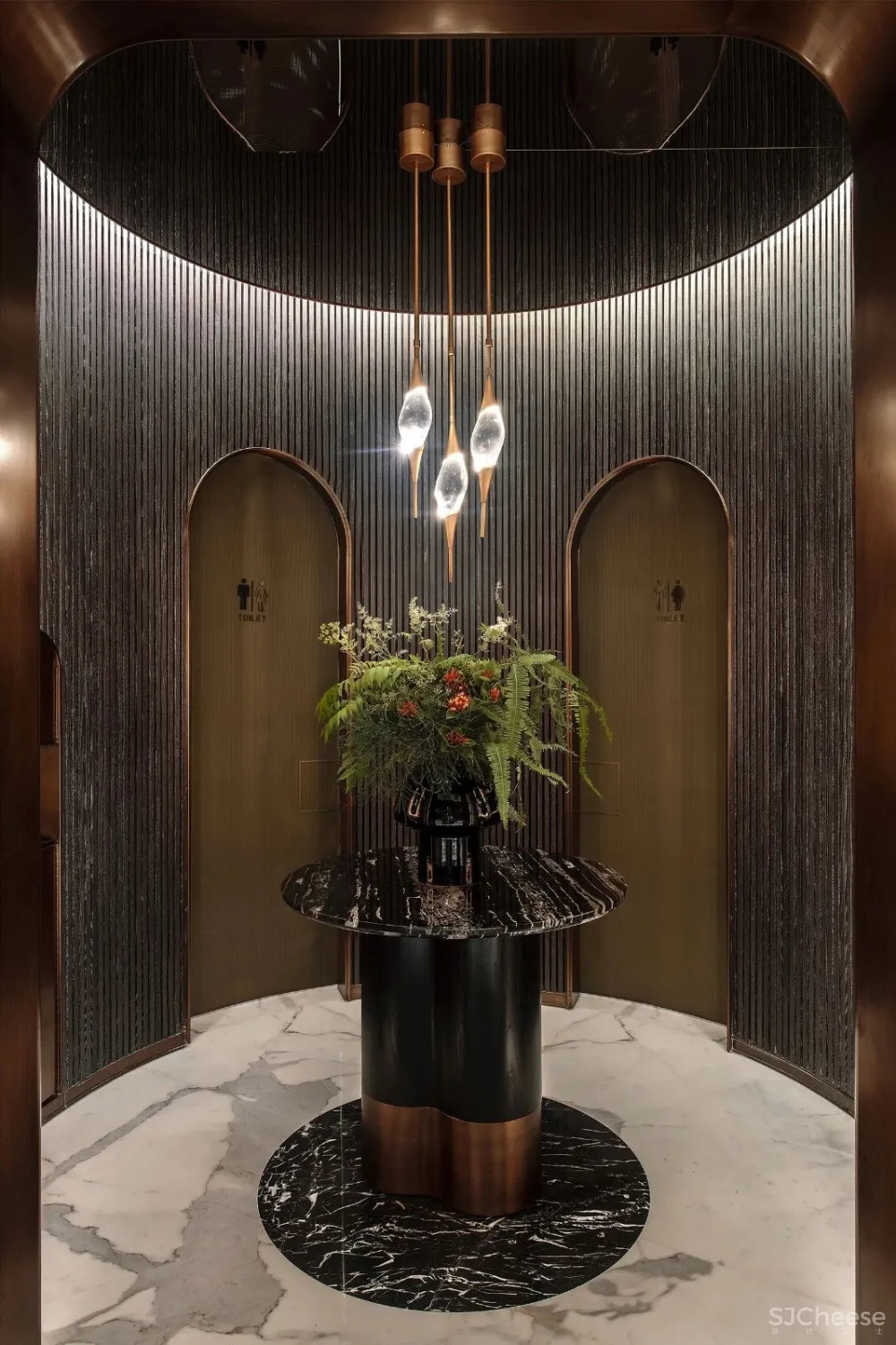 移步梦蓝美景,探寻安然意境 刘姮