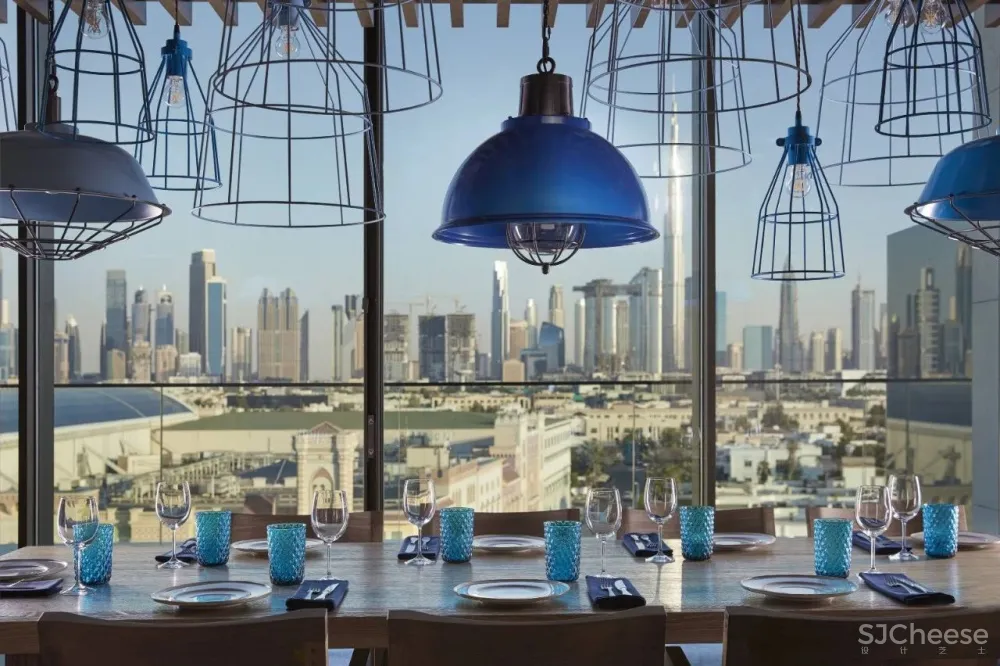 【11万住一晚】中东第一家扇子酒店 迪拜朱美拉文华东方!