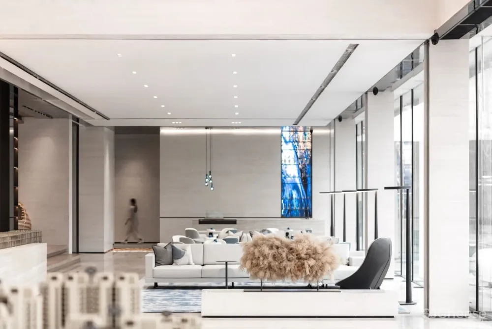 JLa设计 × 保利云上销售中心:倒转一座城,悬挂云端