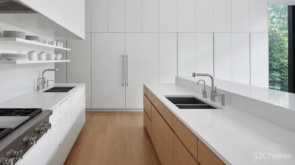 诗意空间的消解与重铸丨Akb Architects